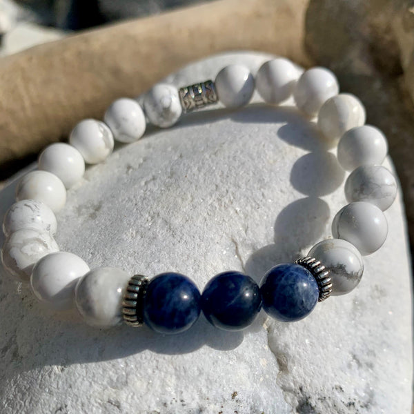 What are the stones that can be associated with Lapis Lazuli?