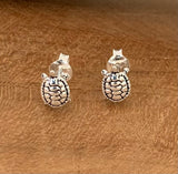 Boucles d’oreilles tortue en argent, symbole de sagesse et de longévité