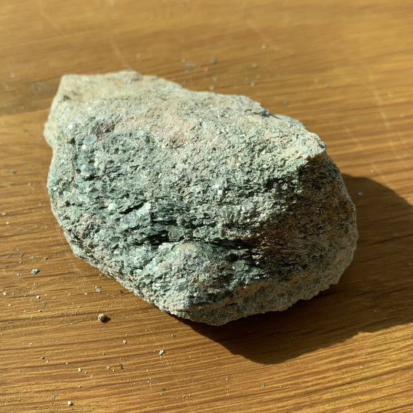 Fuchsite verte,  le cristal de fée