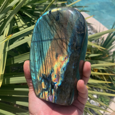 Belle Labradorite de Madagascar de 775g