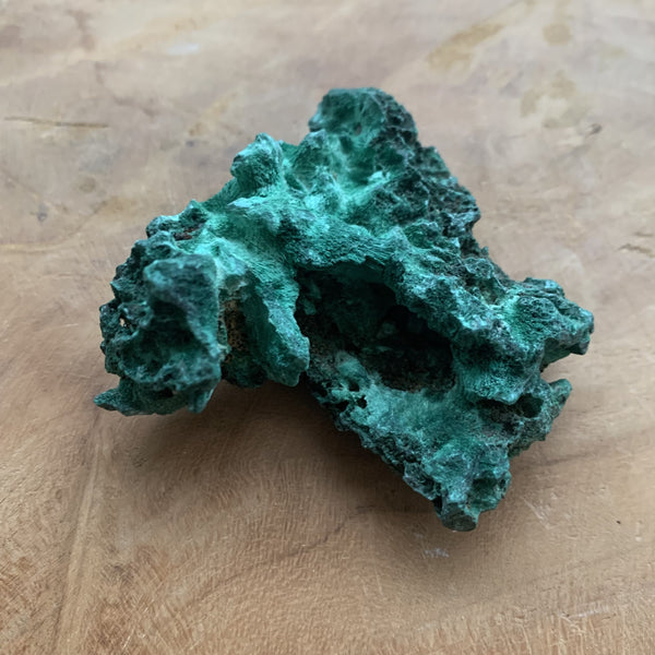 Natural fibrous malachite