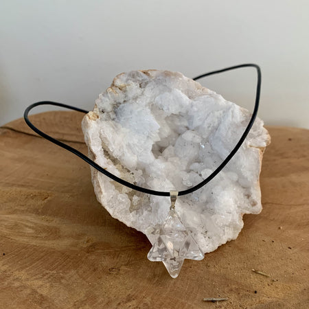 Pendentif en quartz lémurien à pointe laser, Pierre de Chamane, cristal de roche