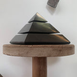Pyramide Sakkara en shungite contre les ondes électromagnétiques