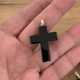 Pendentif en croix d’obsidienne noire, Pendentif croix noire