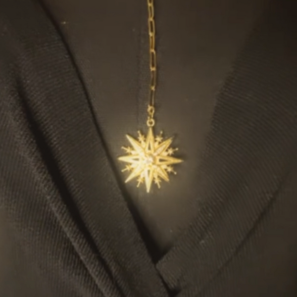 Collier flocon de neige étoile en plaqué or 18K avec zircon