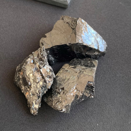Labradorite pebble "the stone of protection"