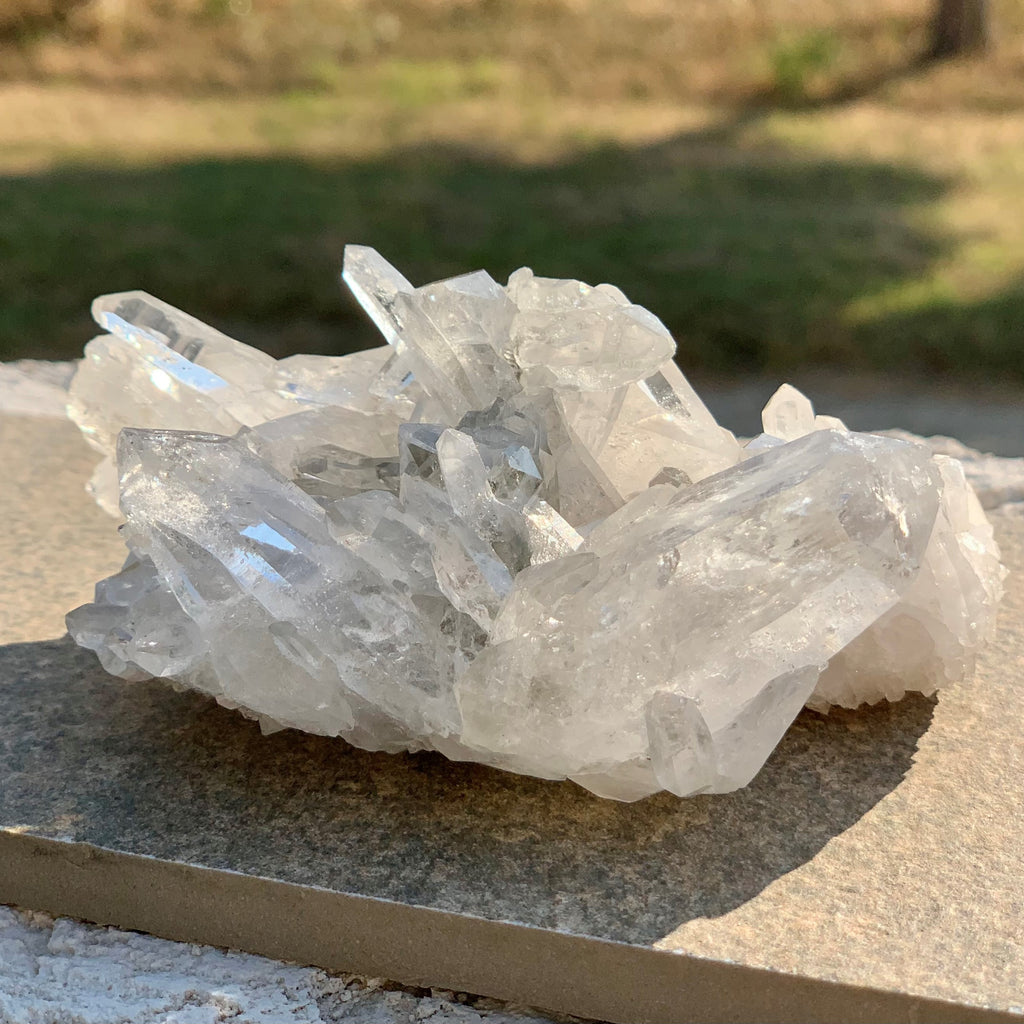 Amas de quartz cristal de roche pour collectionneur, une merveille