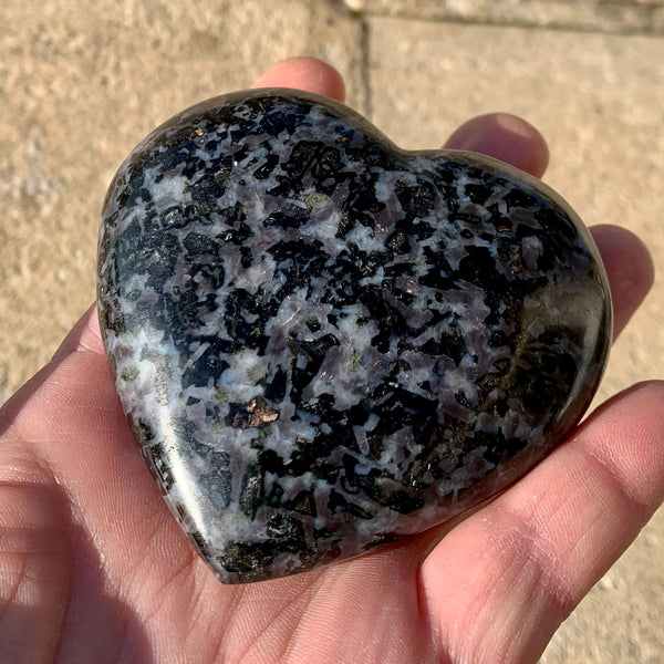 Heart in gabbro "mystical merlinite", heart